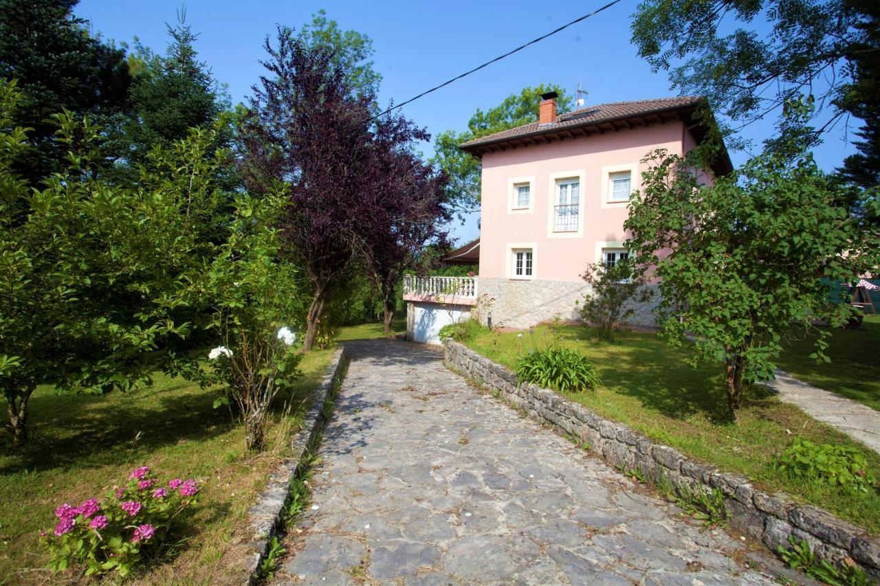 Villa Mercedes Piloña Exterior foto