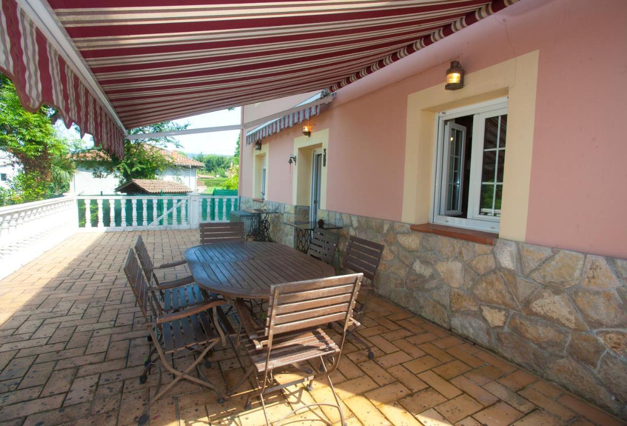 Villa Mercedes Piloña Exterior foto
